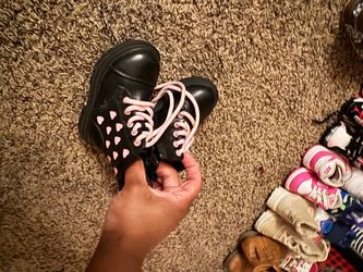 Kids boots 6c
