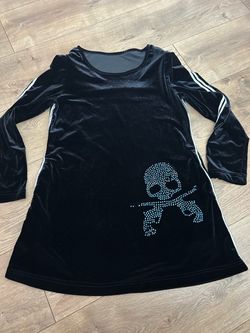 Halloween costume Black Velvet Long Sleeve Top with Skull Rhinestones