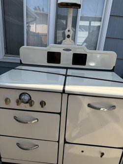 Gaffers And Sattler antique Stove 