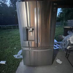 LG Refrigerator 