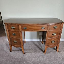 Desk/Vanity
