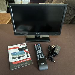 PYLE 15” TV/Monitor (PTVLED15) , great condition 