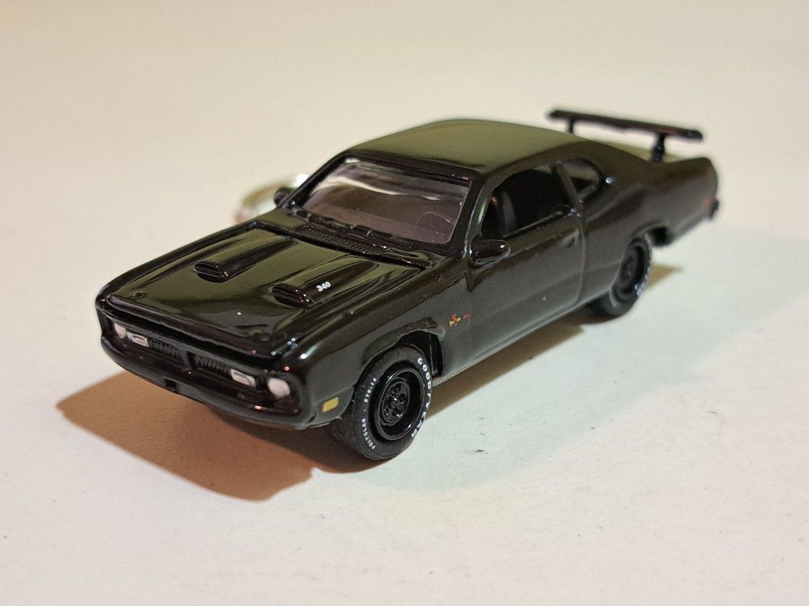 Keychain 1971 DODGE DEMON Key Chain 