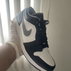 Jordan 1 Low Black/Grey/White