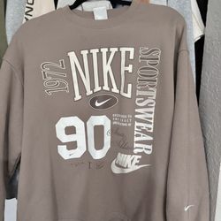 Nike Sweatshirt 