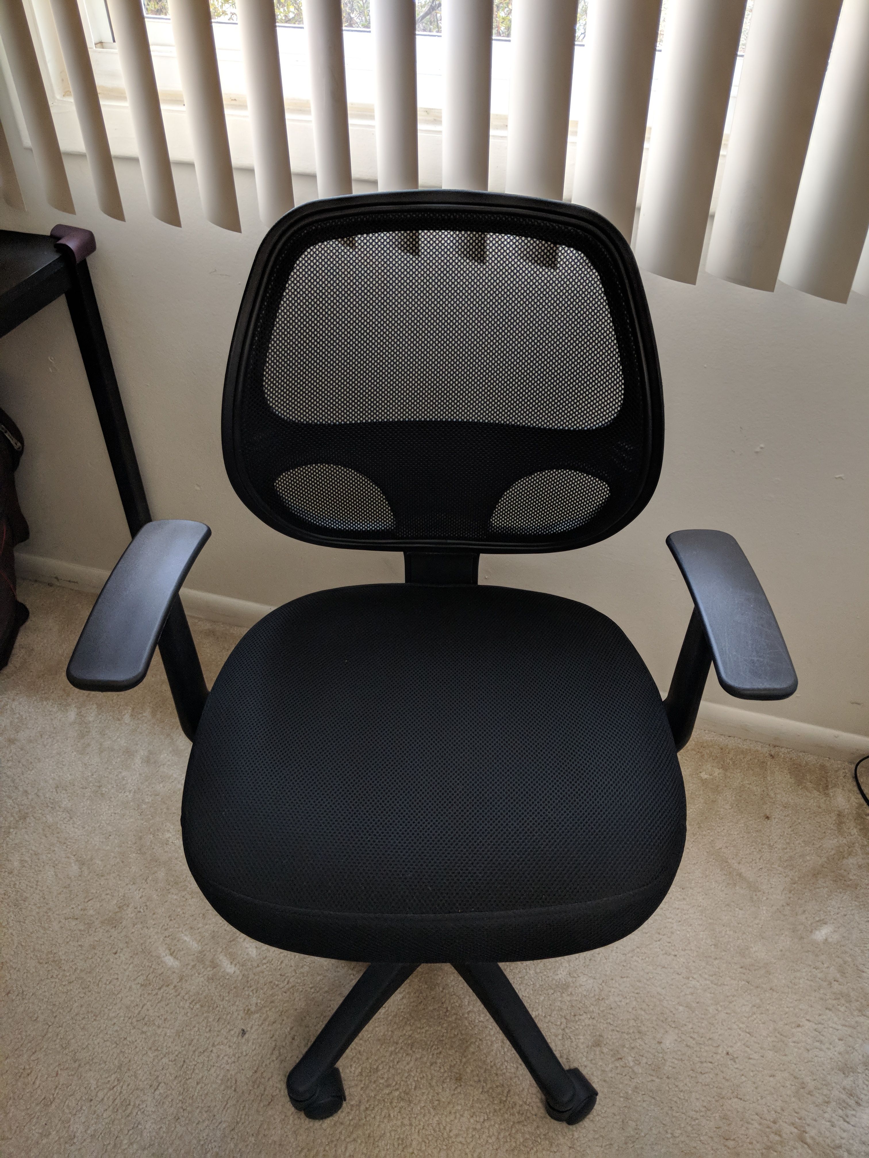 Mesh back and padded seat Computer chair