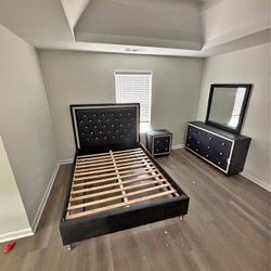 Black Bedroom Set 4pc – Bedframe w/ Rhinestones + Dresser, Mirror, Nightstand