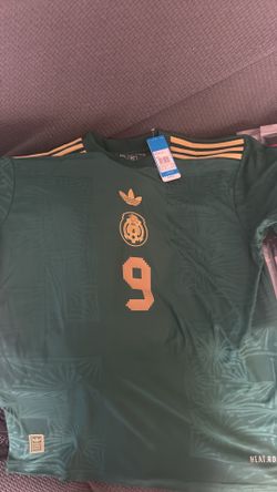 Camisa de Raúl con el número #9