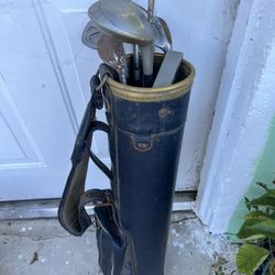 ANTIQUE GOLF CLUBS W BAG