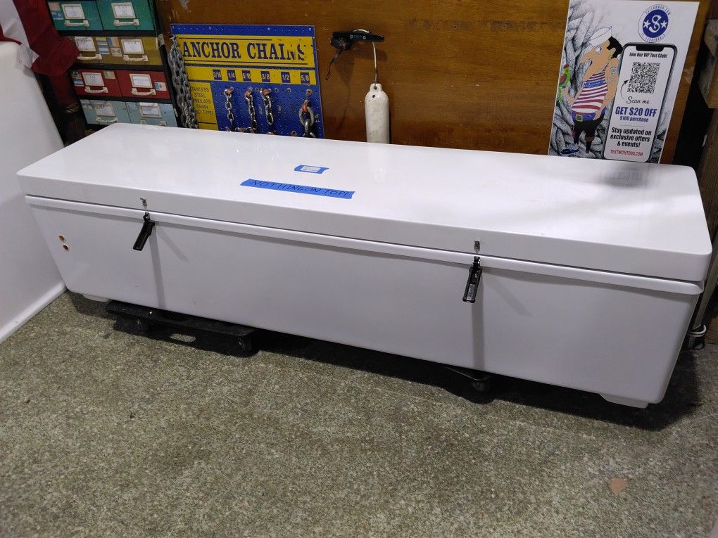 94442 Frigibar Commodore Freeze / Fridge 80" X 20" X 20" 110v