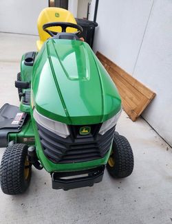 JOHN DEER TRACTOR  - X354 All Wheel turn