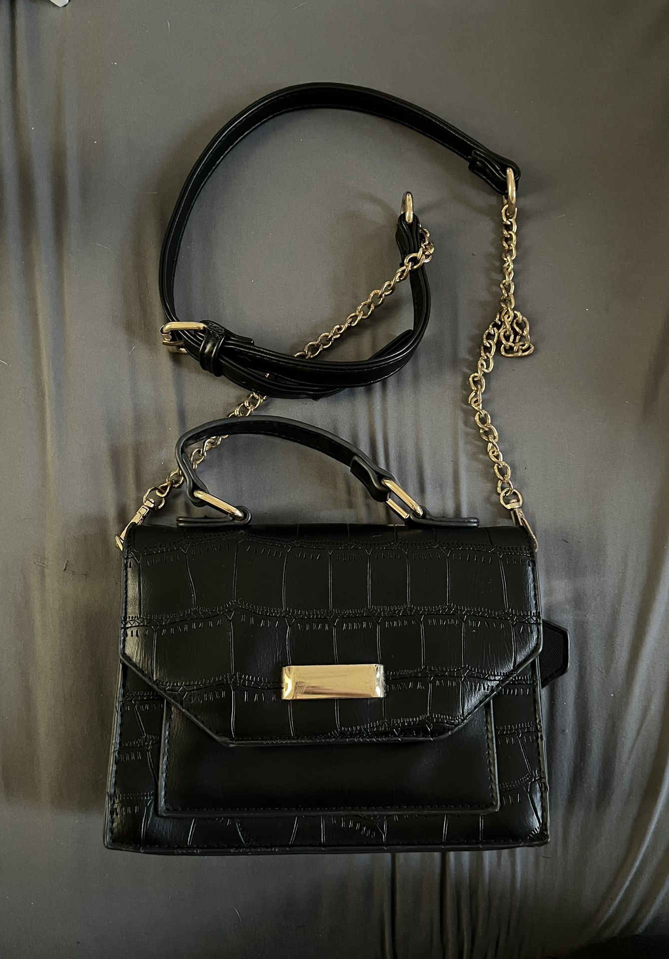 Black Shasa Leather Purse 