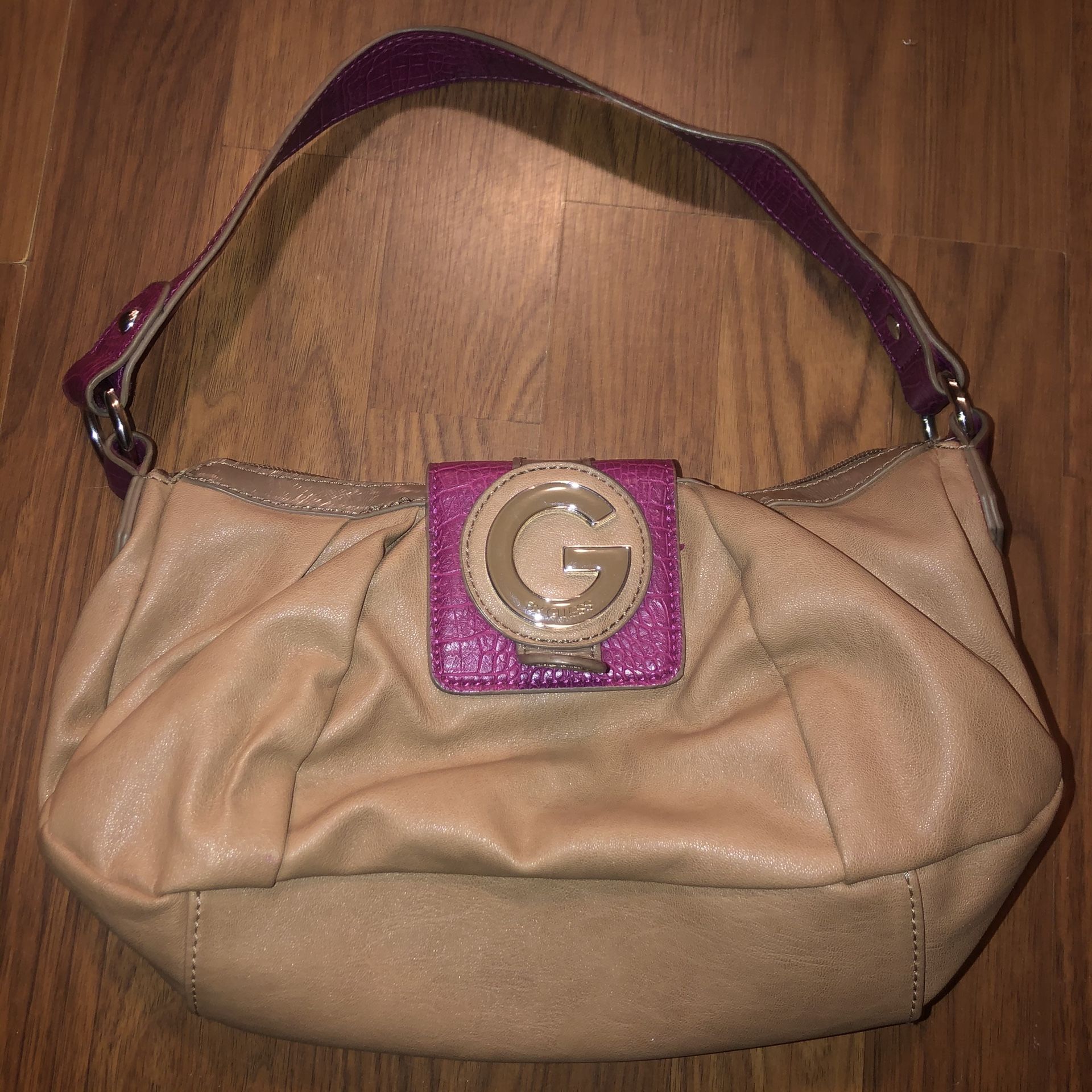 Guess purse