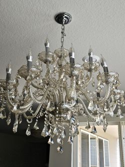 15 Lamp Crystal Chandelier