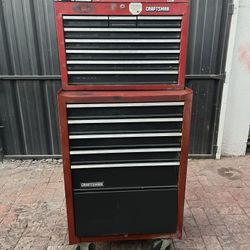 2-Tier Craftsman Metal Toolbox *No Keys*