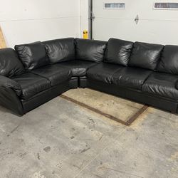 Large Black Leather Sectional Sofa Couch - Rounded Back - Comfy - Clean - Delivery Available 