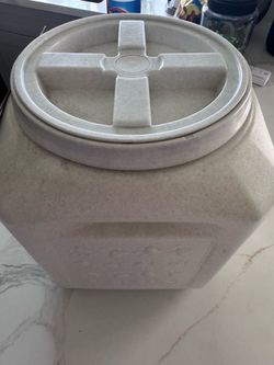 Vault dog food container storage