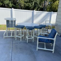 Patio Furniture - 12 Pieces