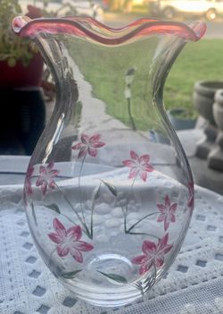 NWT LENOX Etched Glass Vase Cranberry Hand Painted Pink Flowers Scalloped Rim.