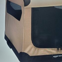 Pet Crate with Roll-Up Door