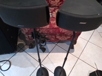 BOSE SPEAKERS WITH STAND AND ONE CABLE