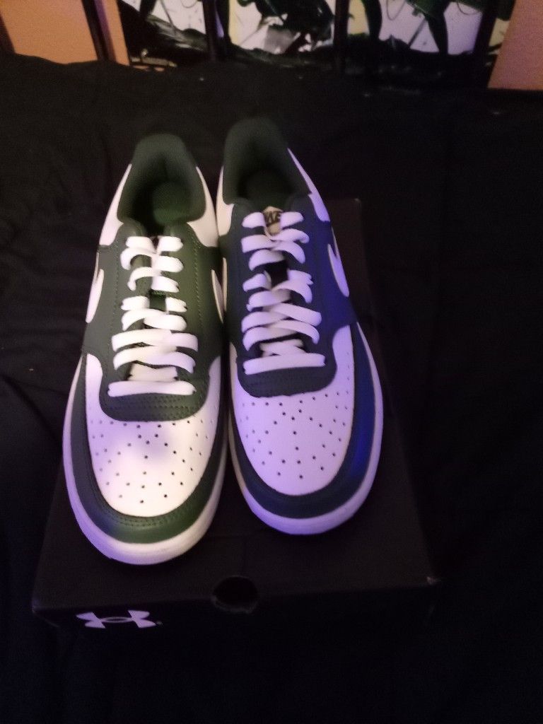 New Nike Shoes All Green