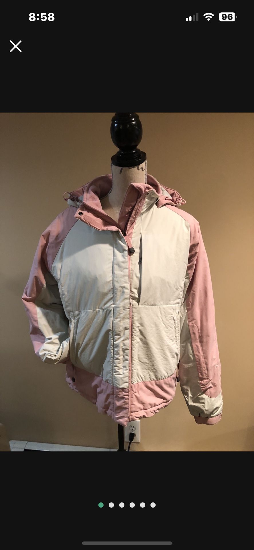 Womens’ American Eagle Winter Jacket (L)