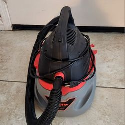 Husky 2.5 gal 9.5 Liters Wet/Dry Vac good pre-owned condition 