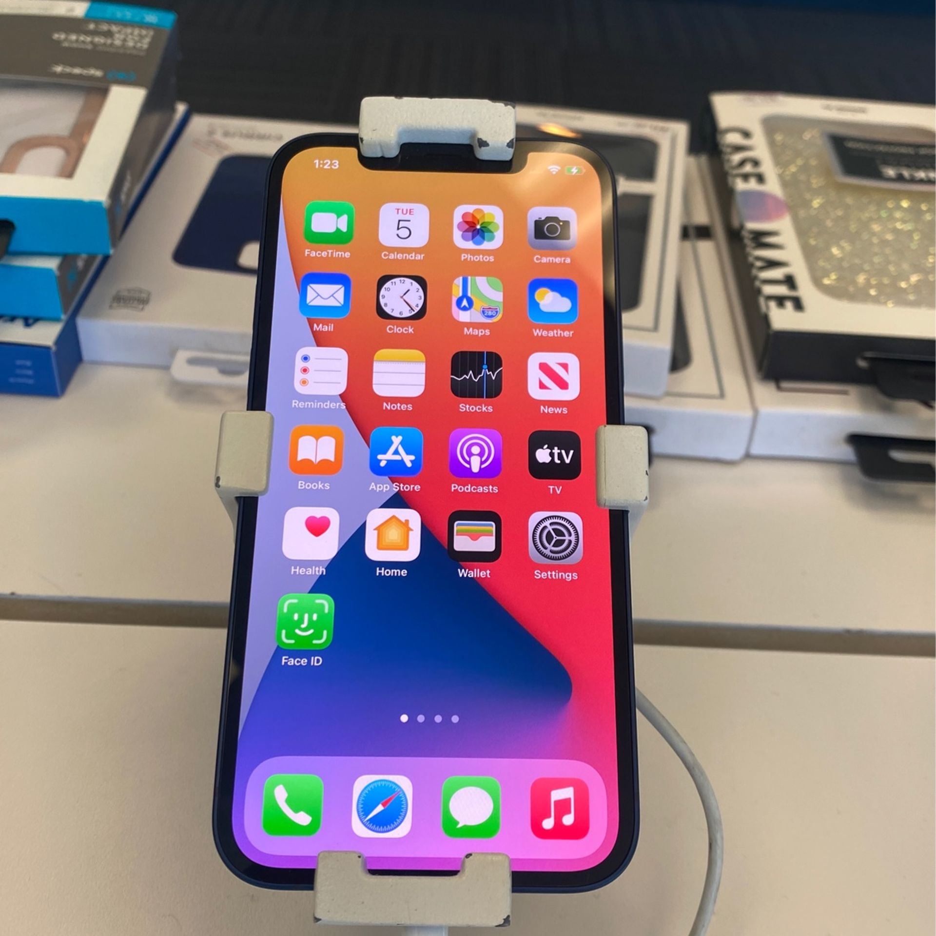 iPhone 12