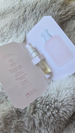 Kayali Yum Boujee Marshmallow 81 EDP .05oz, 1.5mL Sample Spray