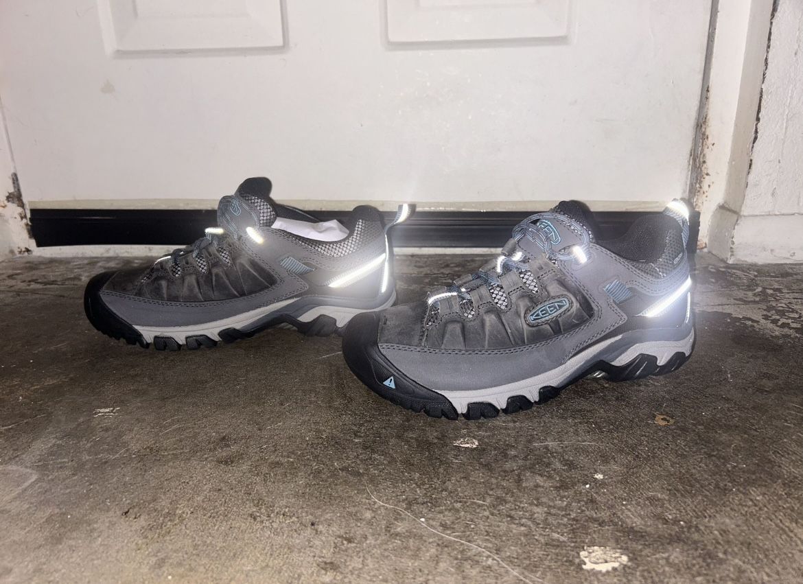 Brand New KEEN Koven Waterproof Hiking Shoes for Men