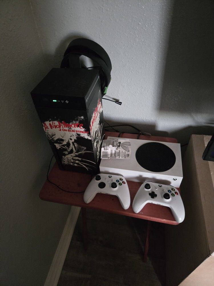 Xbox Series S W/0 Controller 100 OBO