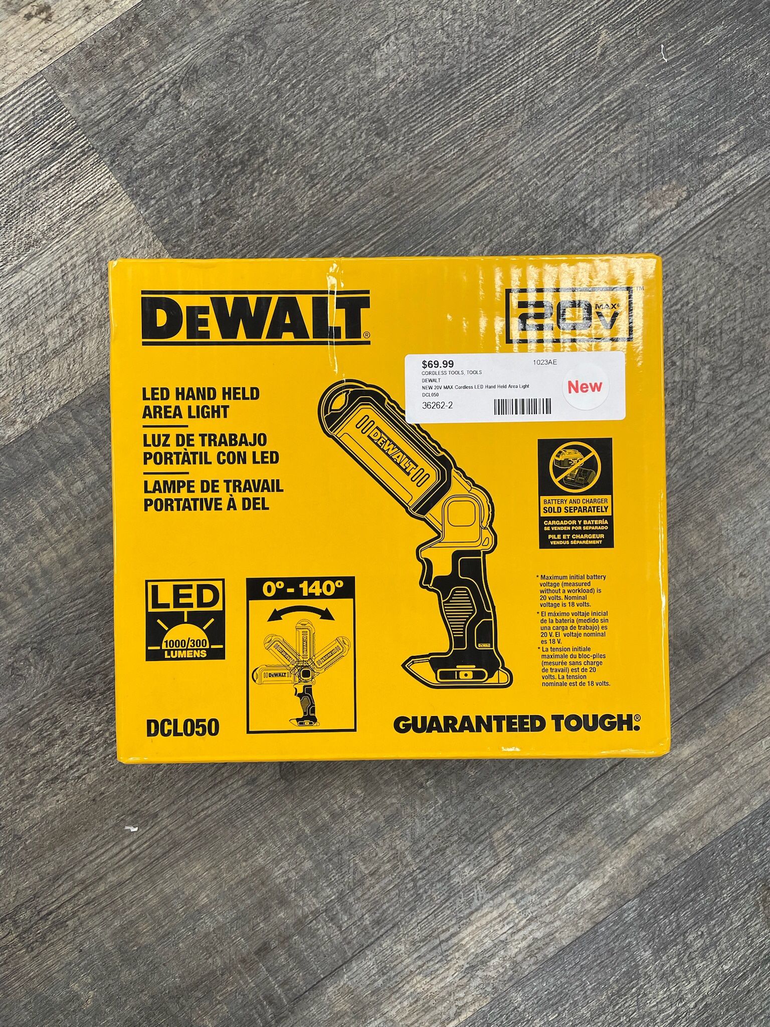 NEW Dewalt DCL050 LED 20V Light Pivoting Flashlight Work Area Light