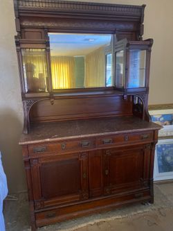 Sideboard eastlake