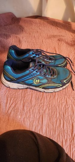 Steel Toe Tenni Shoes Size 9