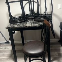 Dining Table & 4 Bar Stool Chairs