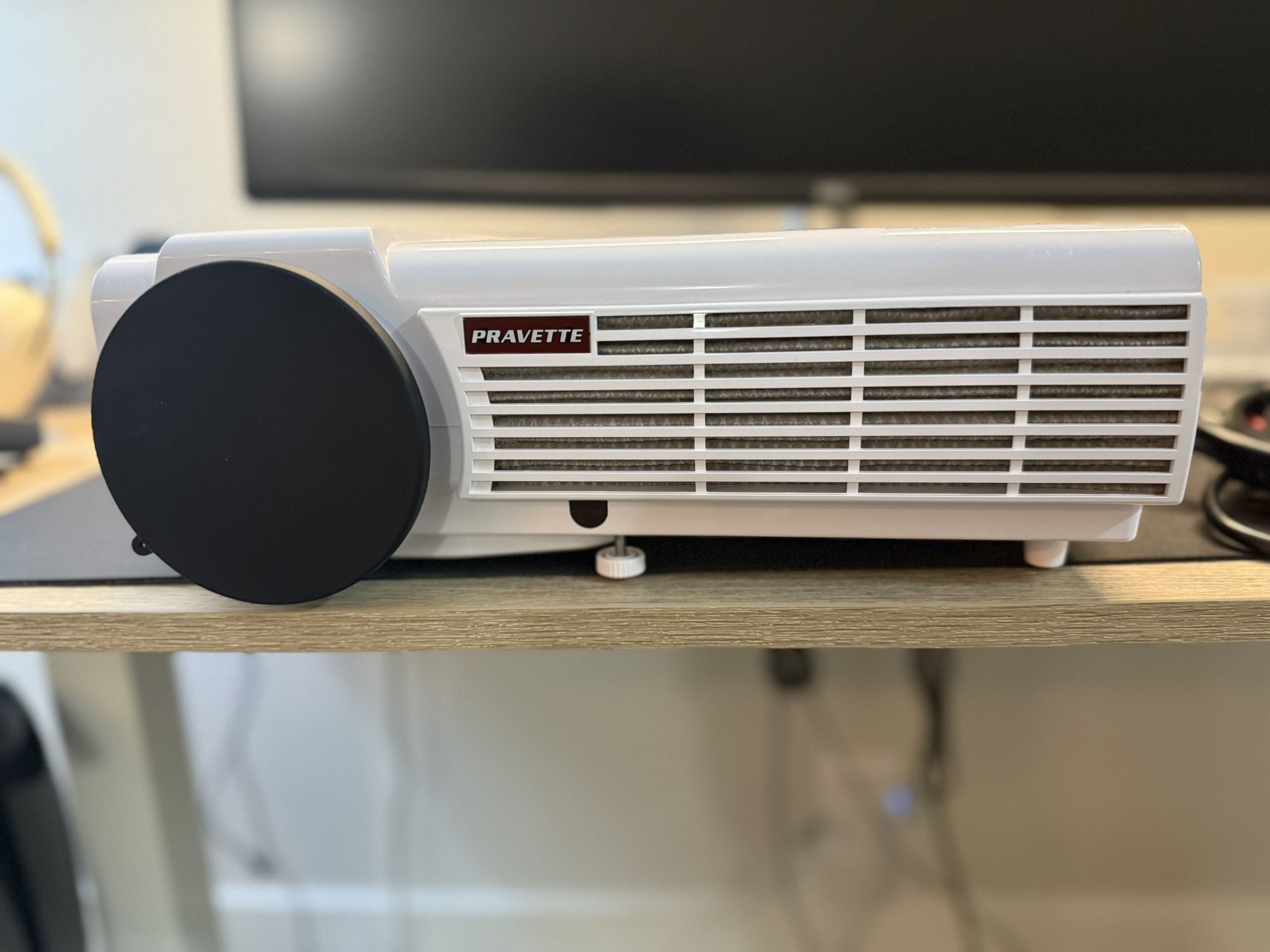 Portable Mini Projector – PRAVETTE Home Theater (Supports 4K/1080P)
