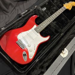 New Fender Stratocaster Style Guitar!