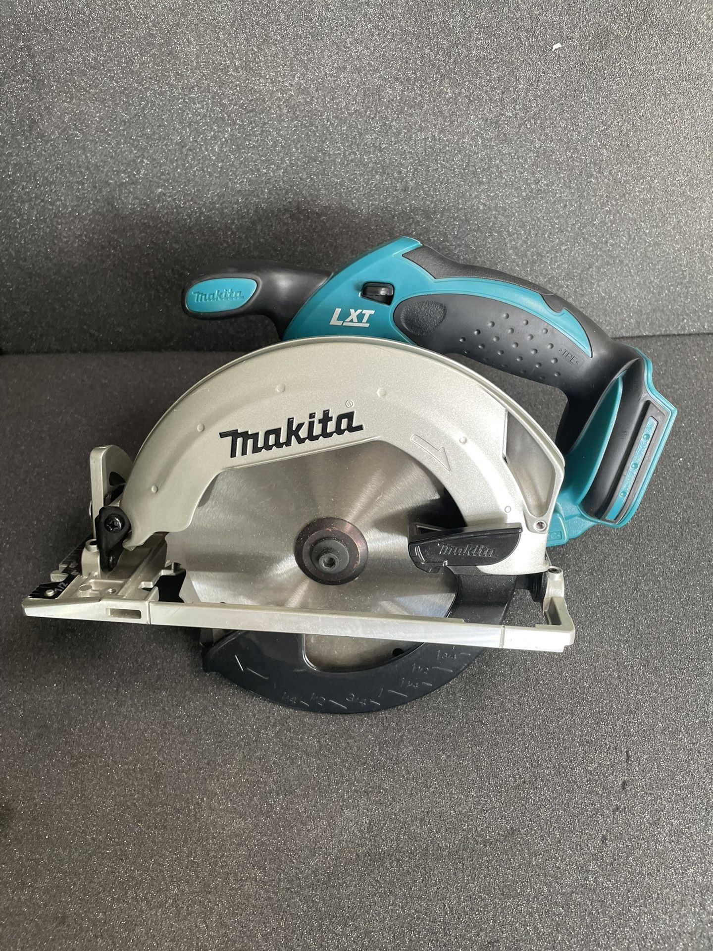 Makita Circular Saw *TOOL ONLY*