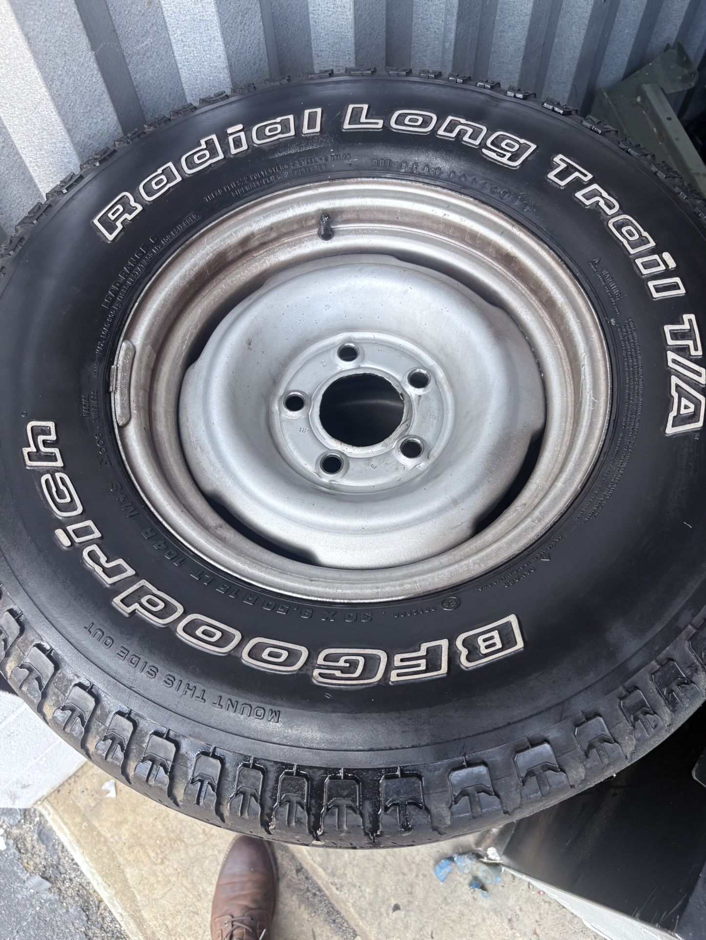 Chevrolet 1500 Rims & Tires ( 5 Lug )