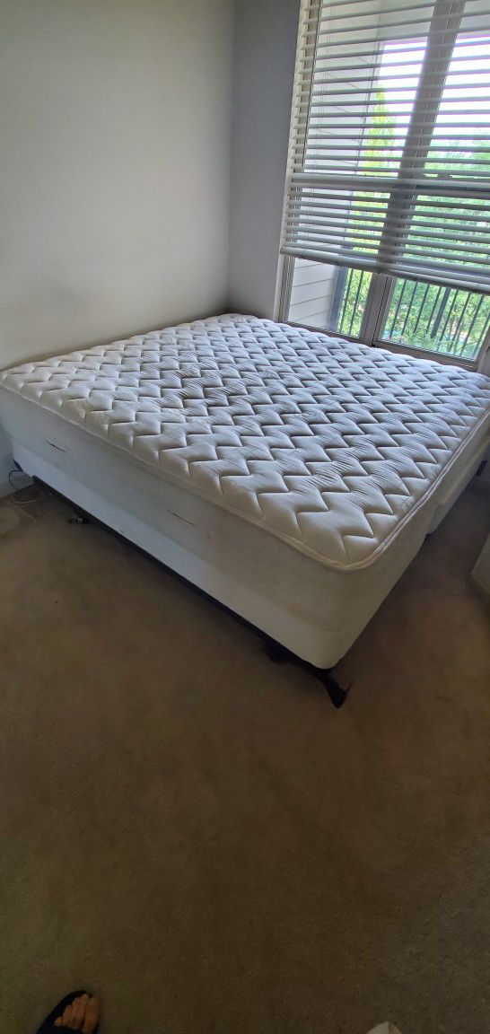 King size bed including frame, boxes and mattress