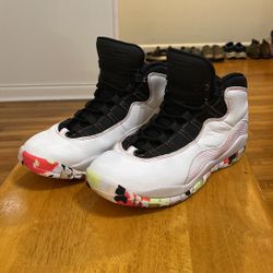 ALMOST NEW CONDITION JORDAN size 7Y