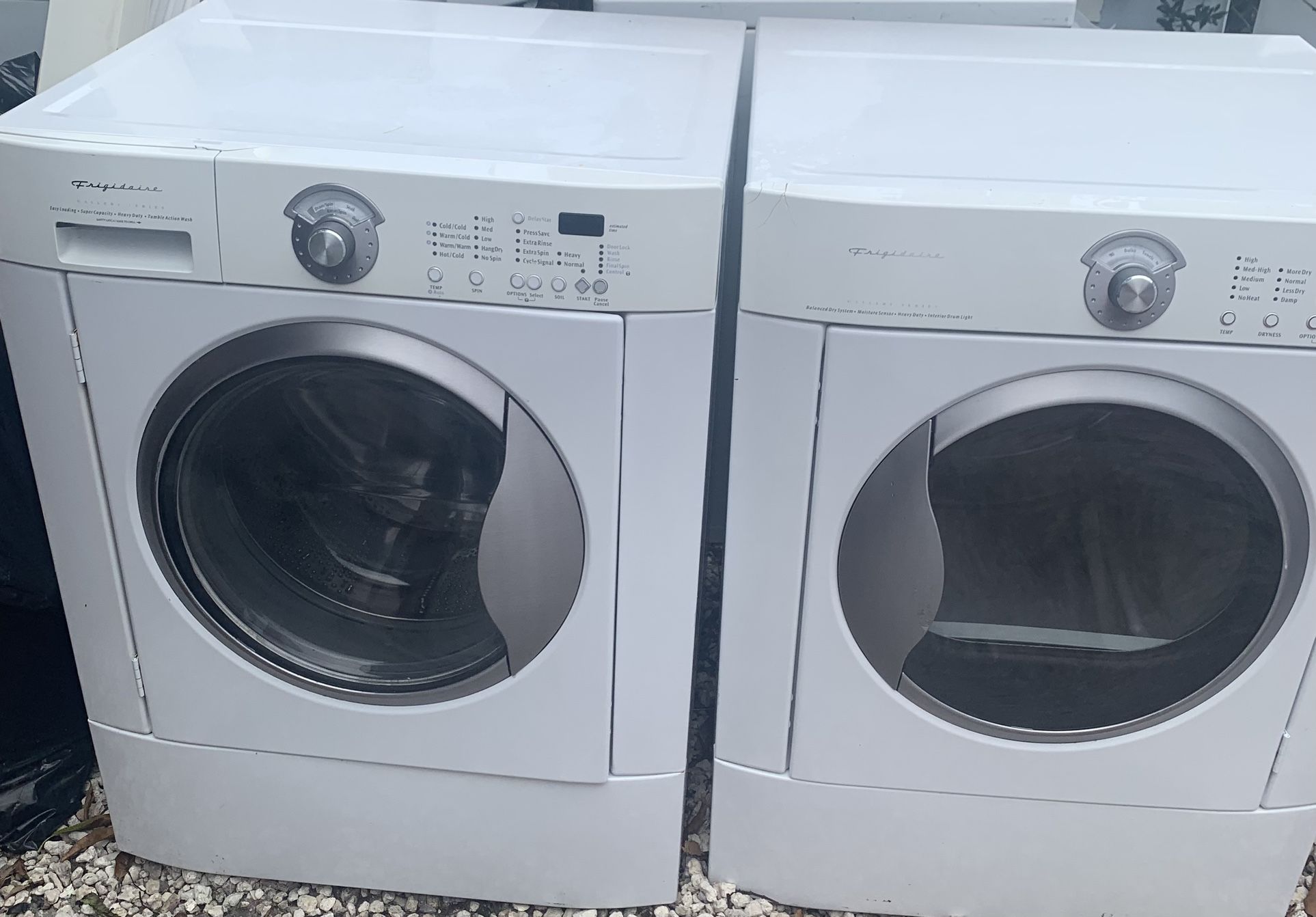 Frigidaire Washer And Dryer Set Front load Working Perfectly Fine for