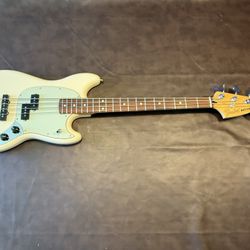 Fender Mustang Bass 