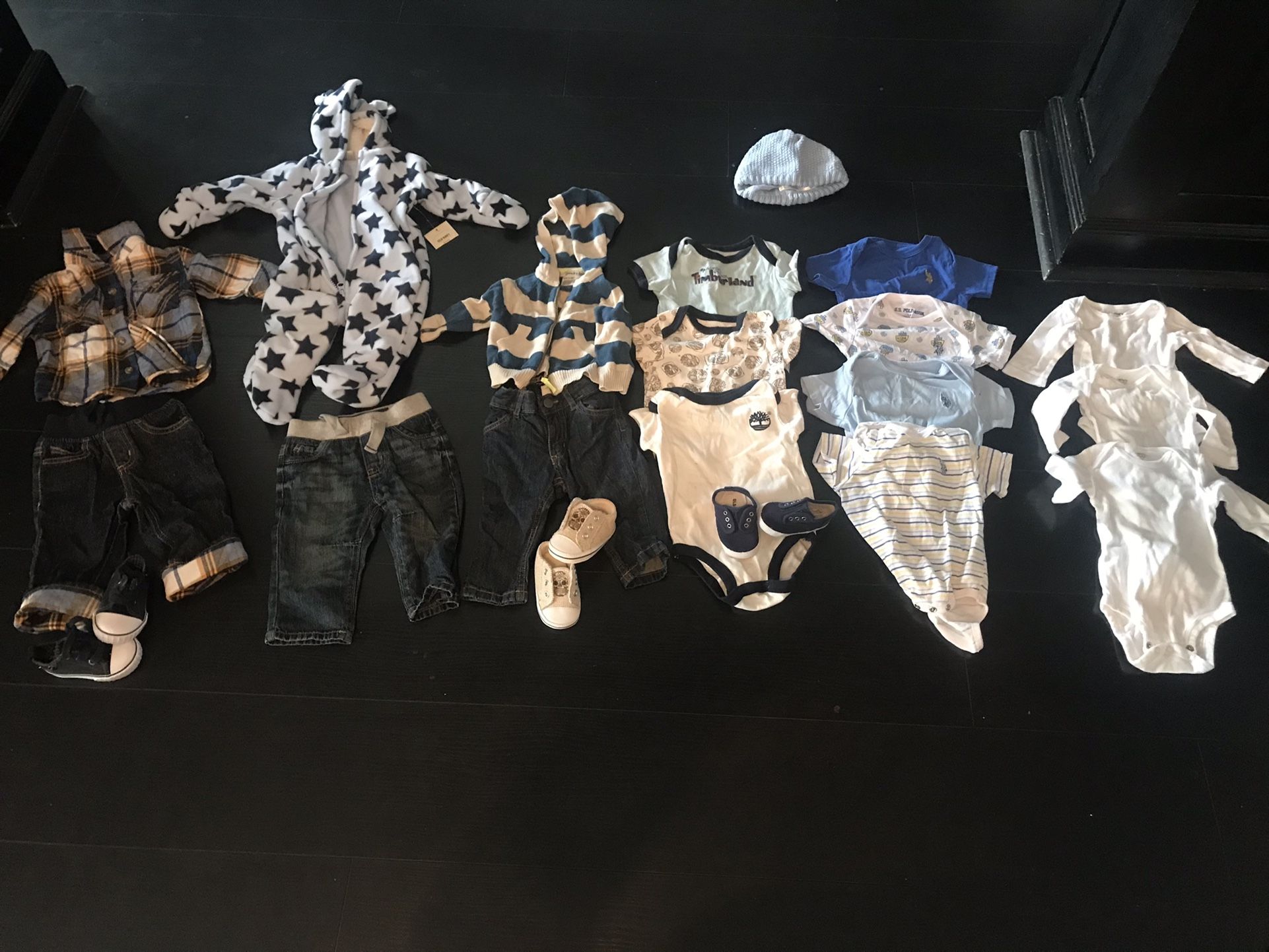 Baby Boys Outfit Lot Sz 3-6mo