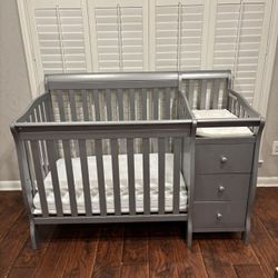 Baby Crib With Changing Table