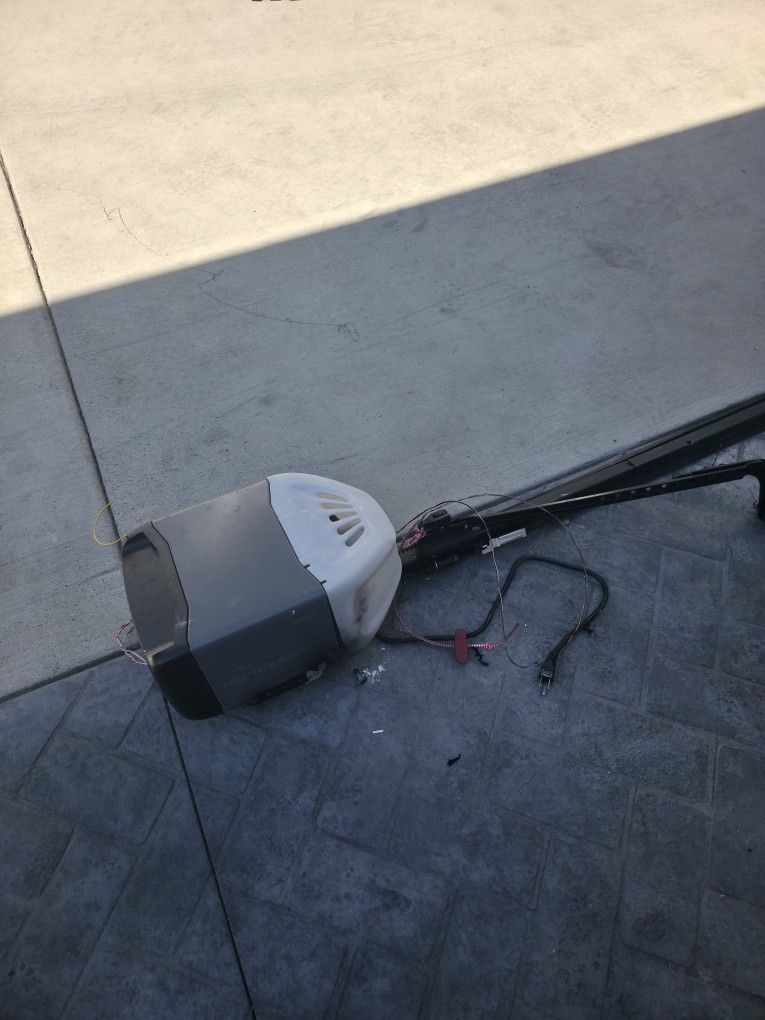 Garage Motor
