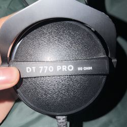 DT 770 PRO 80 OHM headphones