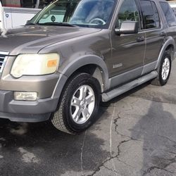2006 Ford Explorer