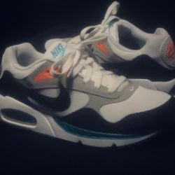 NIKE Air Max Correlate